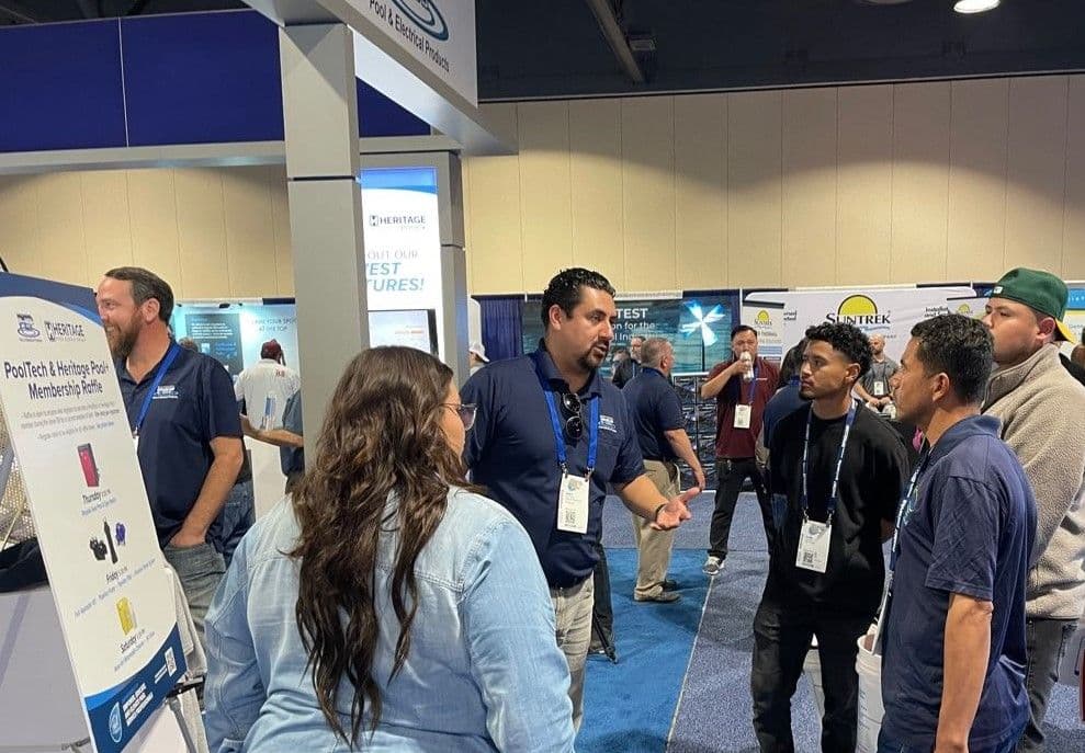 Empleado de Heritage en una convención.